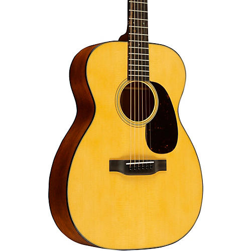 Martin Standard Series 00-18 Grand Concert Acoustic Guitar Natural