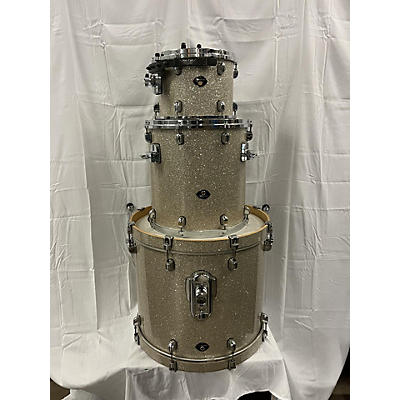 Tama Starclassic Drum Kit