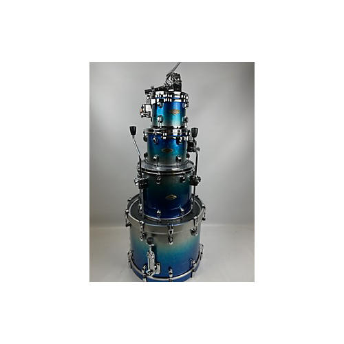 TAMA Starclassic Drum Kit MOLTEN BLUE ICE FADE