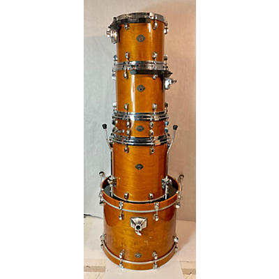 TAMA Starclassic Drum Kit