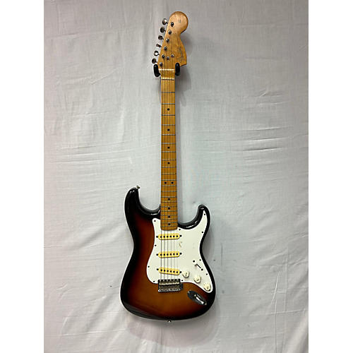 Fender Stratocaster Solid Body Electric Guitar Sunburst