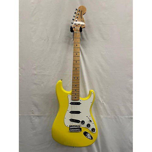 Fender Stratocaster Solid Body Electric Guitar Desert Sun Yellow