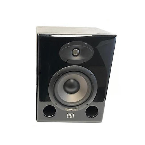 Studio Precision 8 Powered Monitor