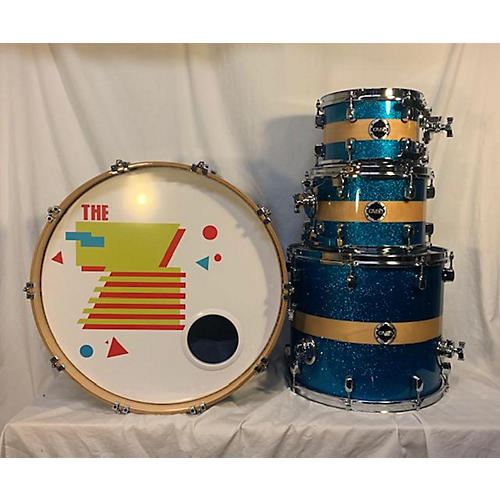Crush Drums & Percussion Sublime Series Birch Drum Kit Sparkle Blue w/ Natural Stripe