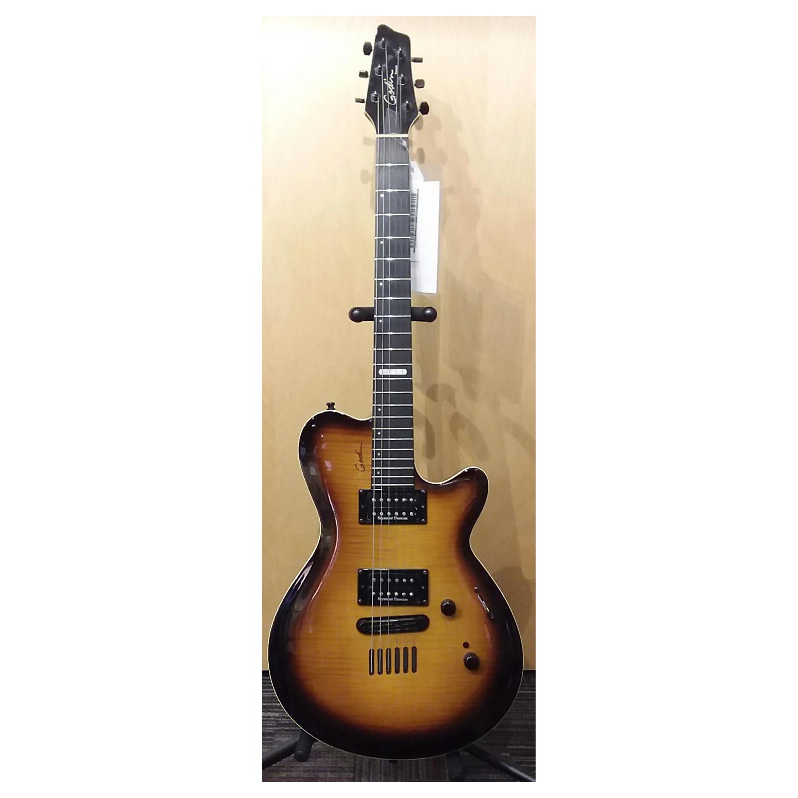 Used Godin Summit Classic CT Solid Body Electric Guitar Sunburst