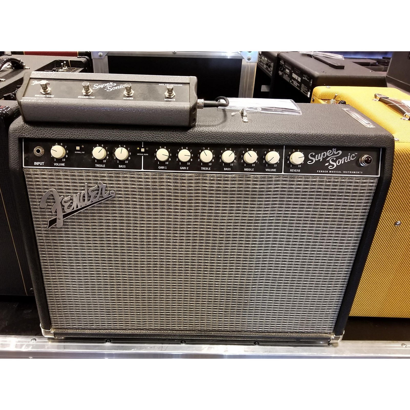 Used Fender Super Sonic 22 22W 1x12 Tube Guitar Combo Amp | Musician's ...