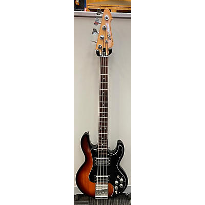 Peavey T-40 Electric Bass Guitar