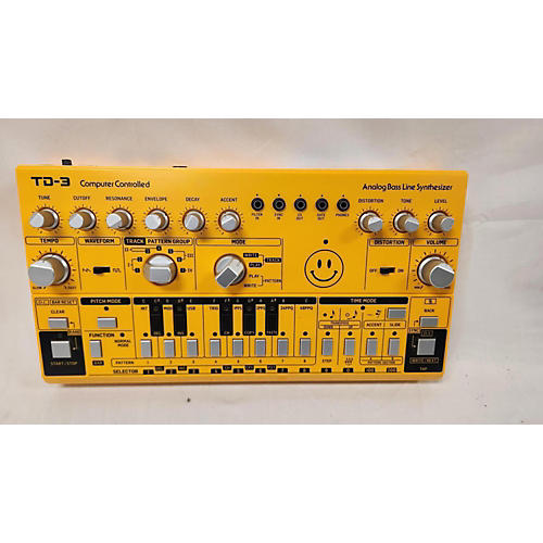 Behringer TD-3 Synthesizer