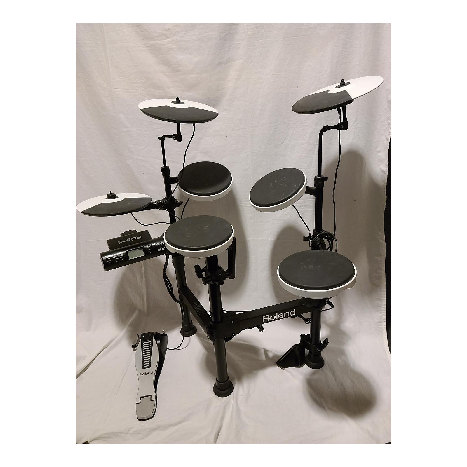 Used Roland TD4 Electric Drum Set Musician's Friend