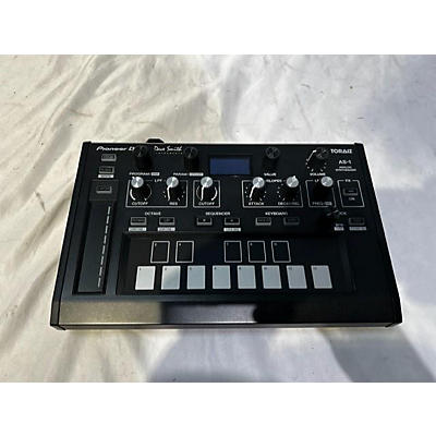 Pioneer TORAIZ AS-1 Synthesizer
