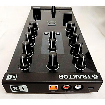 Native Instruments TRAKTOR KONTROL F1 DJ Mixer