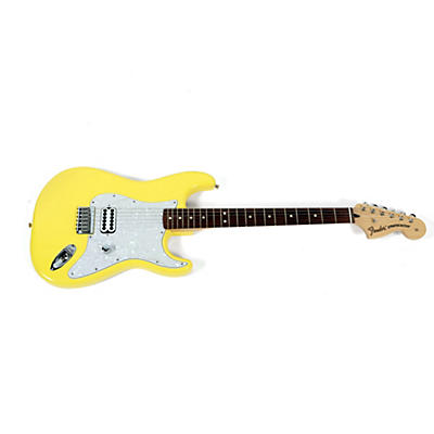 Fender Tom DeLonge Stratocaster Electric Guitar With Invader SH8 Pickup