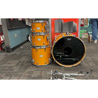 Yamaha Tour Custom Drum Kit