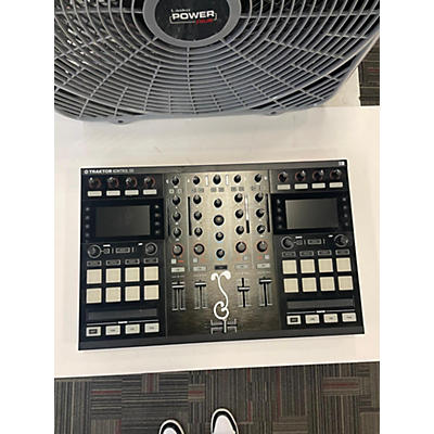 Native Instruments Traktor Kontrol S5 DJ Controller