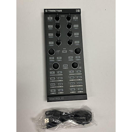 Native Instruments Traktor Kontrol X1 DJ Controller