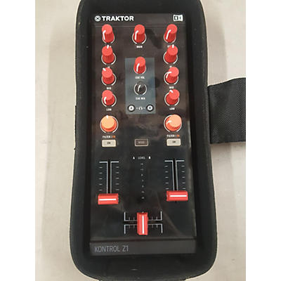 Native Instruments Traktor Kontrol Z1 DJ Controller