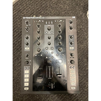 Native Instruments Traktor Kontrol Z2 DJ Controller