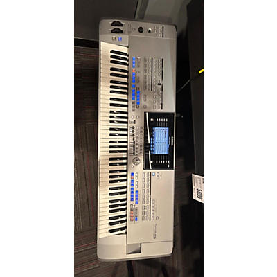 Yamaha Tyros 5 76 Key Arranger Keyboard