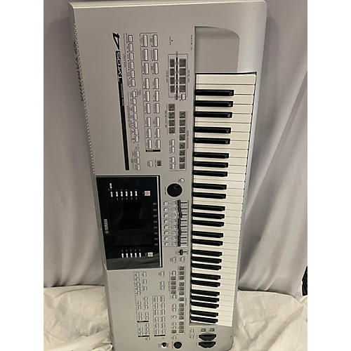 Yamaha Tyros4 61 Key Arranger Keyboard