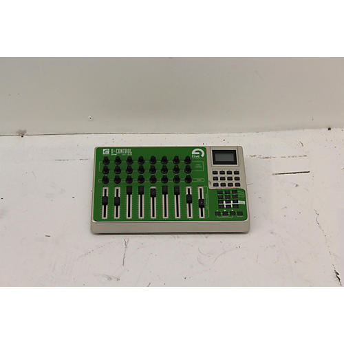 U-Control UC-33