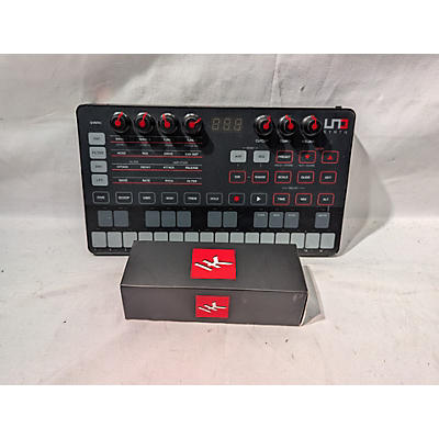 IK Multimedia UNO Synth Pro Synthesizer