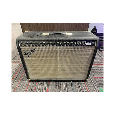 Fender Ultimate Chorus Guitar Combo Amp