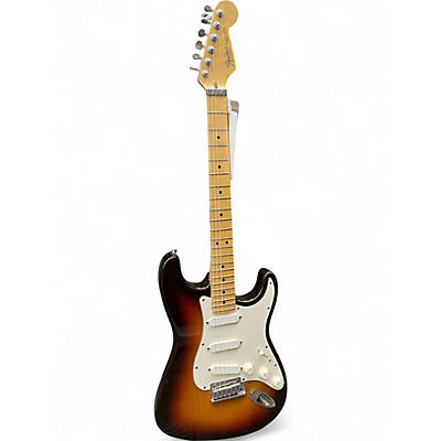 Fender Deluxe Stratocaster Guitars | Musician's Friend