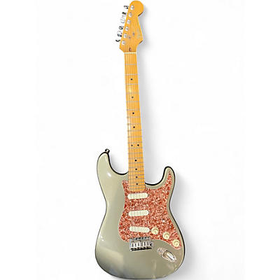 Used 1989 Fender STRATOCASTER PLUS Gray Solid Body Electric Guitar