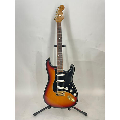 Fender Used 1992 Fender Artist Series Stevie Ray Vaughan Stratocaster Sunburst Solid Body Electric Guitar Sunburst