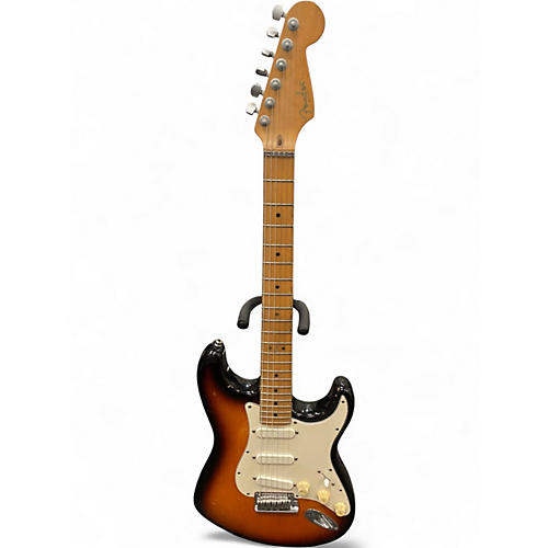 Used 1995 Fender American Deluxe Stratocaster Plus 2 Color Sunburst Solid Body Electric Guitar 2 Color Sunburst