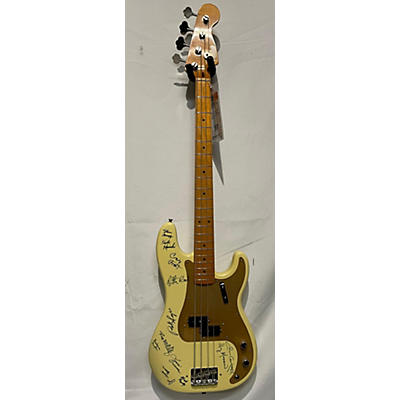 Fender Used 1996 Fender Fender Precision Bass Antique Beige Electric Bass Guitar