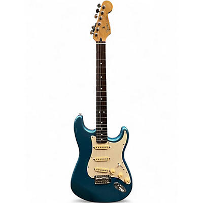 Used 1996 Fender Standard Stratocaster Lake Placid Blue Solid Body Electric Guitar