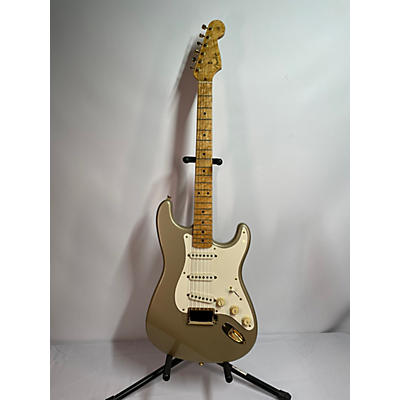 Fender Used 1997 Fender Custom Shop 1958 Reissue Stratocaster Birdseye Maple Shoreline Gold Solid Body Electric Guitar