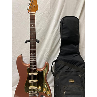 Fender Used 1999 Fender 1960S Stratocaster Burgundy Mist Metalic Solid Body Electric Guitar