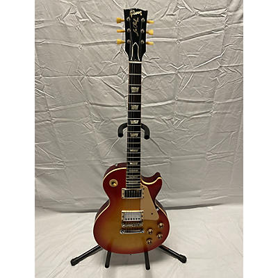 Gibson Used 1999 Gibson Les Paul Standard Plain Top Cherry Sunburst Solid Body Electric Guitar