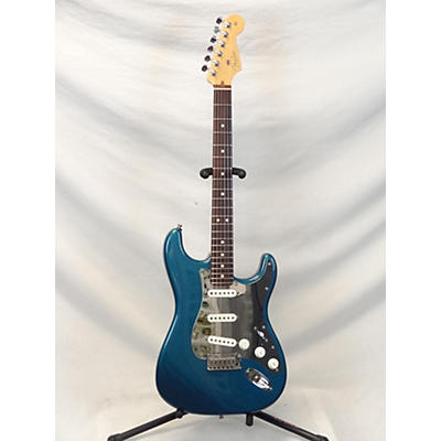 Fender Used 2000 Fender American Standard Stratocaster Teal Solid Body Electric Guitar