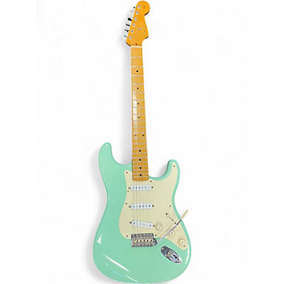 Used 2001 Fender Classic Series '50s Stratocaster Seafoam Green Solid Body Electric Guitar