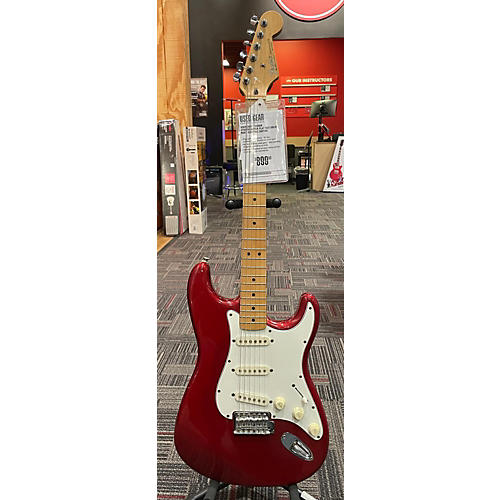 Fender Used 2001 Fender Stratocaster Flat Red Solid Body Electric Guitar Flat Red