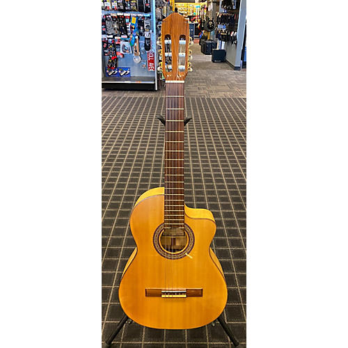 Raimundo Used 2002 Raimundo 630 Antique Natural Classical Acoustic Electric Guitar Antique Natural