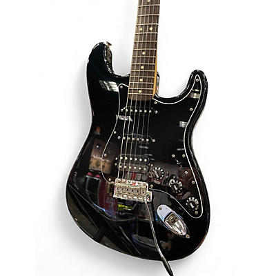 Used 2003 Fender Deluxe Stratocaster HSS black Solid Body Electric Guitar