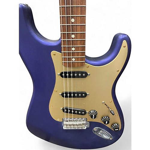 Fender Used 2003 Fender Standard Stratocaster MIDNIGHT BLUE SATIN Solid Body Electric Guitar MIDNIGHT BLUE SATIN