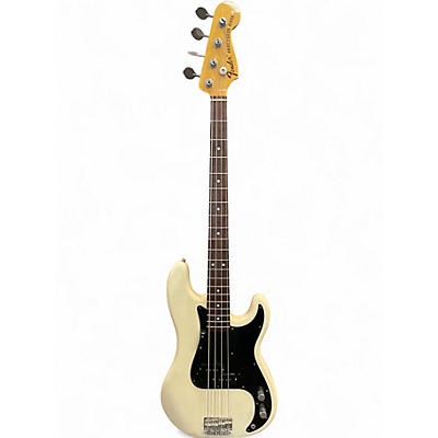 Used 2004 Fender 70 Vintage Reissue Precision Bass pb70 Antique White Electric Bass Guitar