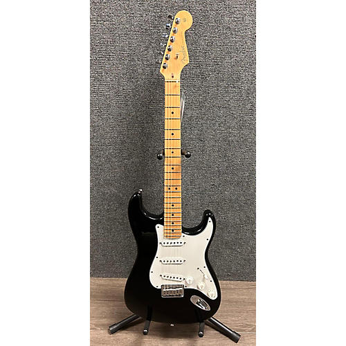 Fender Used 2004 Fender American Standard Stratocaster Black Solid Body Electric Guitar Black