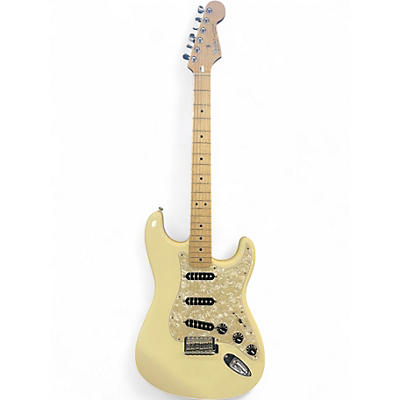 Used 2004 Fender Standard Strat Vintage White Solid Body Electric Guitar