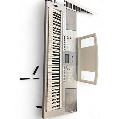 Used 2004 Yamaha DGX-205 Arranger Keyboard