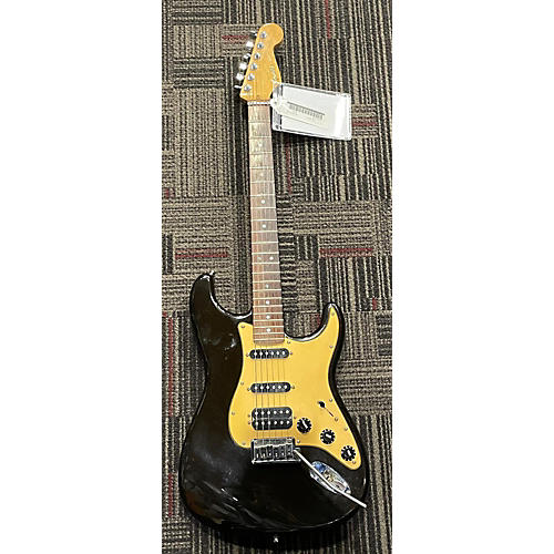 Used 2005 Fender American Deluxe Stratocaster Black And Gold Solid Body Electric Guitar Black and Gold