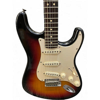 Used 2005 Fender American Standard Stratocaster 2 Color Sunburst Solid Body Electric Guitar