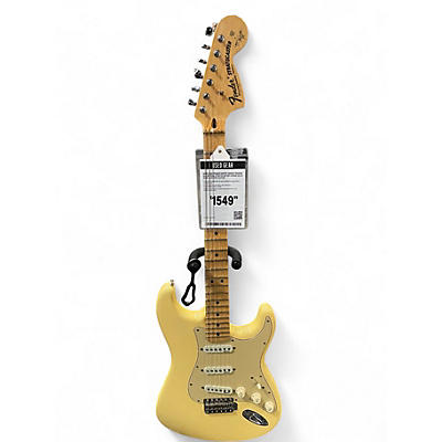 Used 2005 Fender Artist Series Yngwie Malmsteen Stratocaster Cream Solid Body Electric Guitar