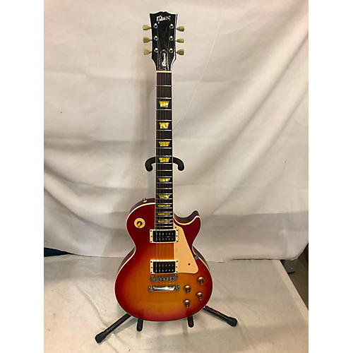 Gibson Used 2005 Gibson Les Paul Classic Sunburst Solid Body Electric Guitar Sunburst