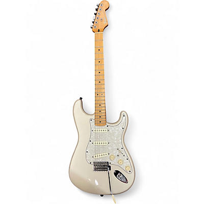 Used 2006 Fender 60TH ANNIVERSARY STANDARD STRATOCASTER Blizzard Pearl Solid Body Electric Guitar